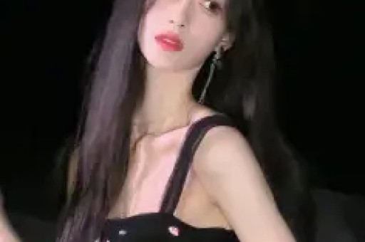 娱乐圈大瓜连连!黄子韬违规停车被罚迪丽热巴新片惊喜亮相 娱乐圈大瓜连连!黄子韬违规停车被罚迪丽热巴新片惊喜亮相